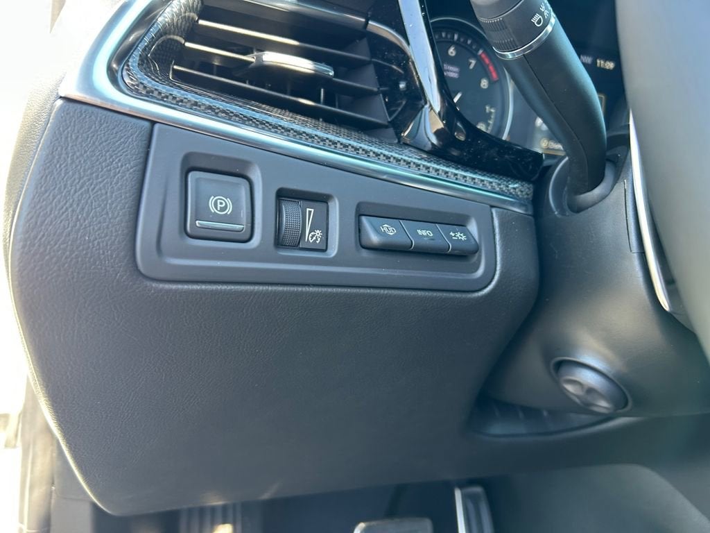 2026 Cadillac XT5 Sport