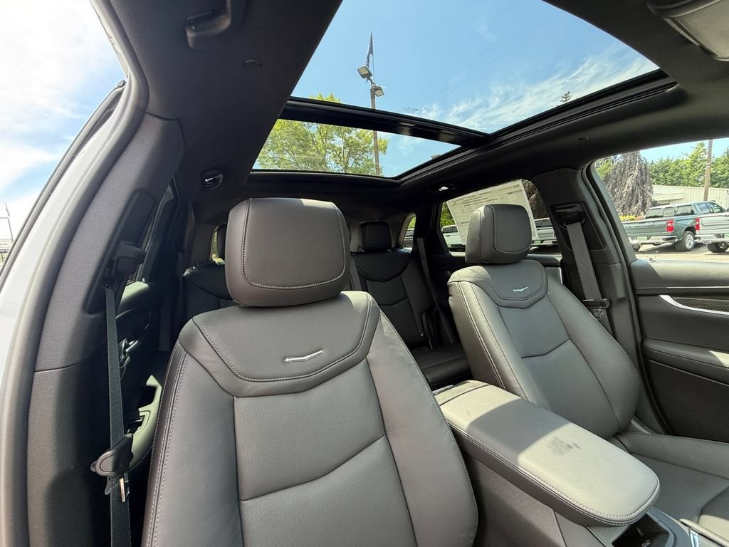 2026 Cadillac XT5 Sport