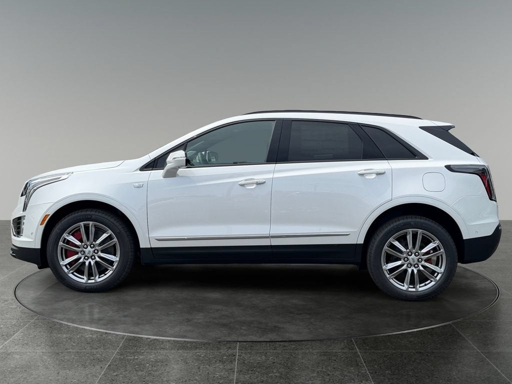 2026 Cadillac XT5 Sport