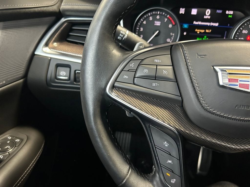 2024 Cadillac XT5 Sport