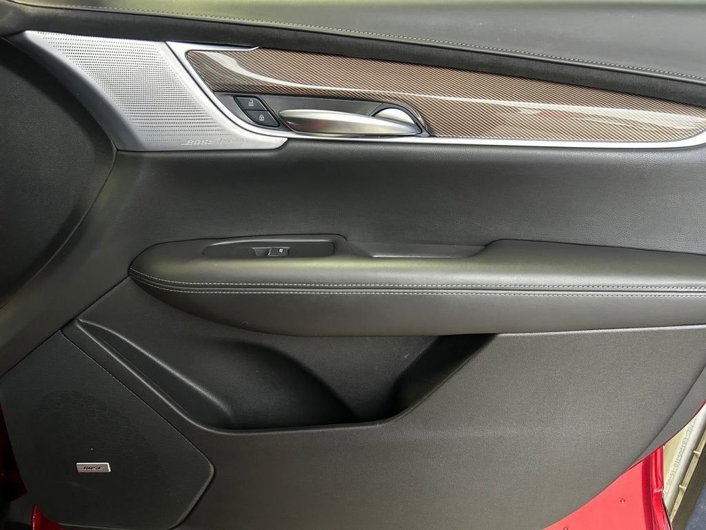 2024 Cadillac XT5 Sport