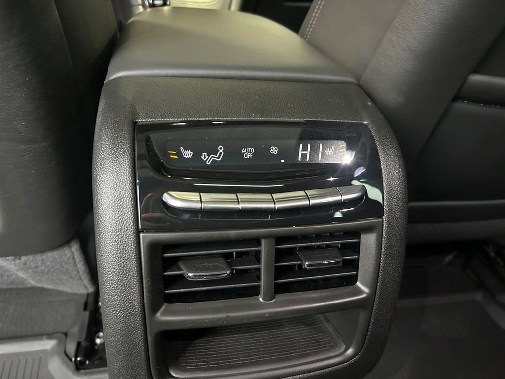 2024 Cadillac XT5 Sport