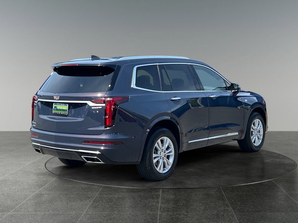2025 Cadillac XT6 Luxury