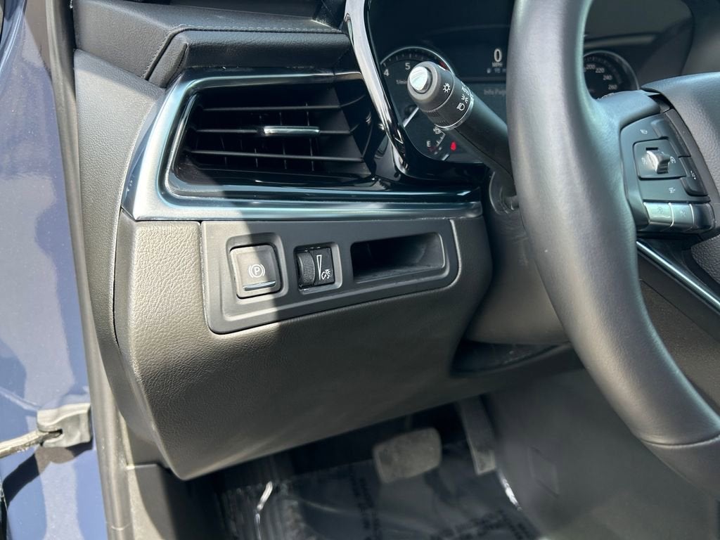 2025 Cadillac XT6 Luxury