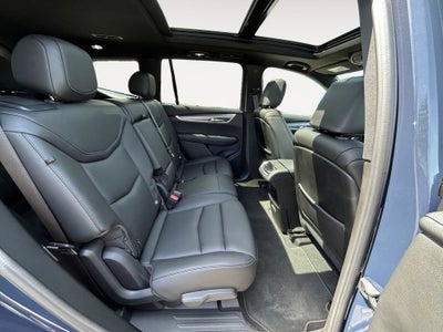 2025 Cadillac XT6 Luxury