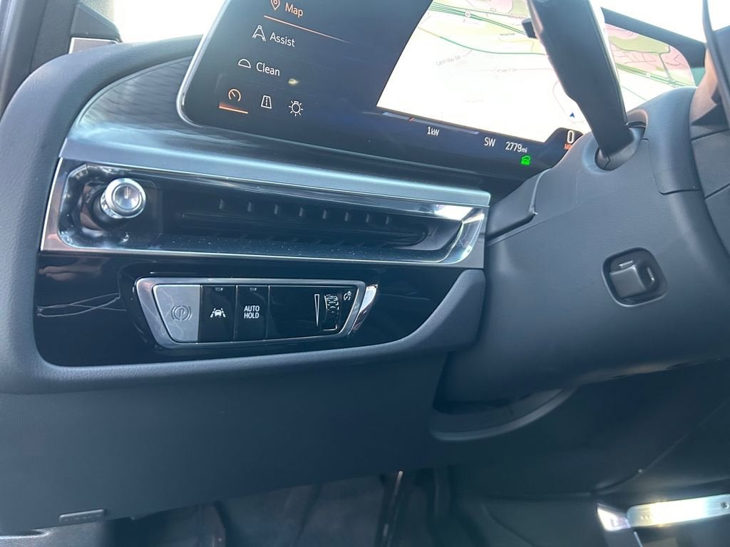 2025 Cadillac LYRIQ Sport 1