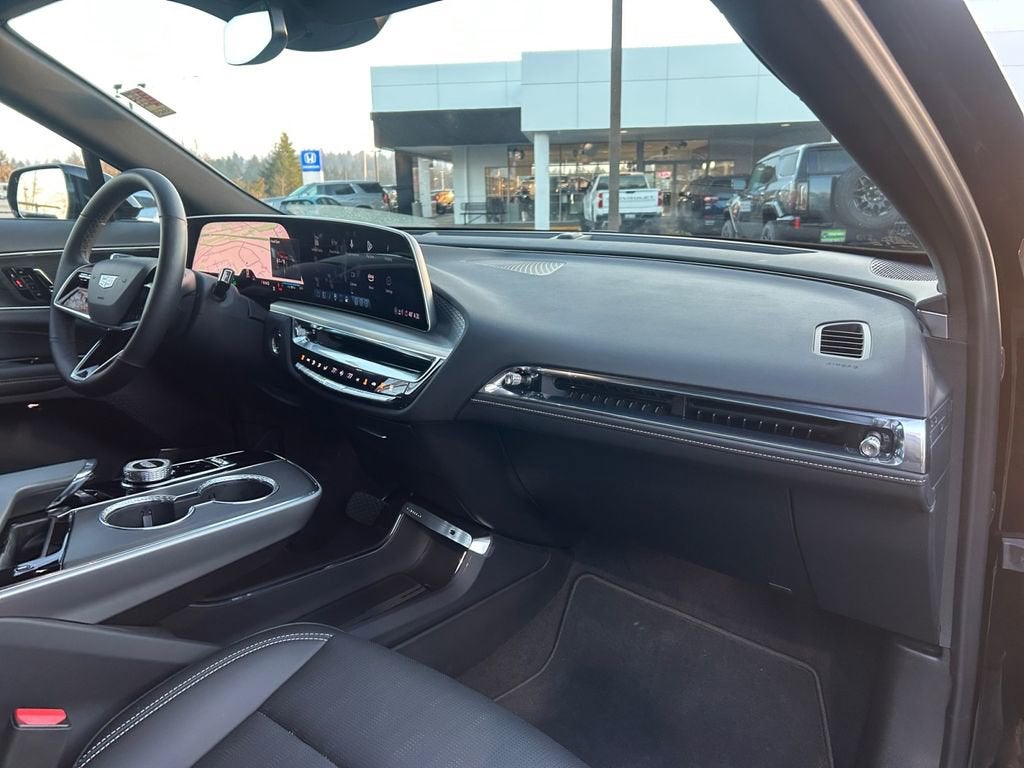 2025 Cadillac LYRIQ Sport 1