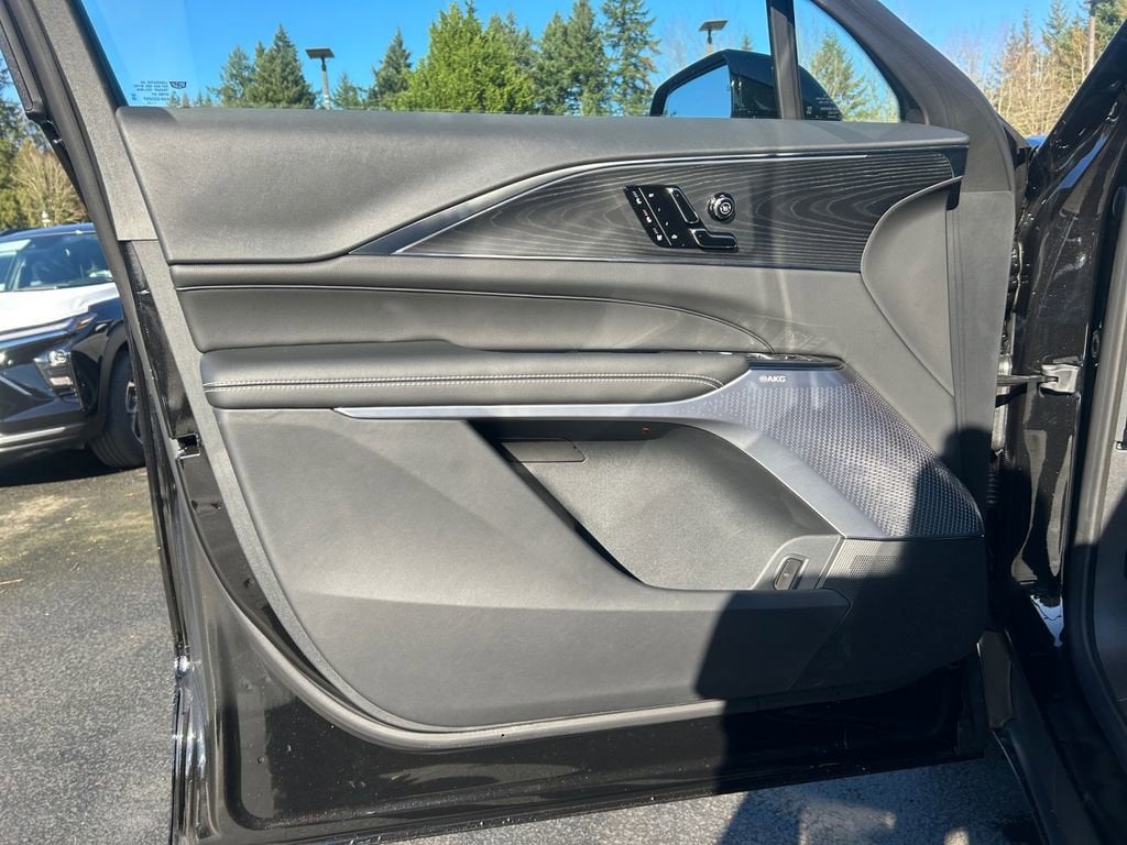 2026 Cadillac LYRIQ Premium Sport