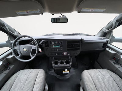 2025 Chevrolet Express Cutaway 3500 1WT