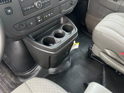 2025 Chevrolet Express Cutaway 3500 1WT