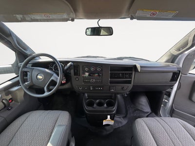 2025 Chevrolet Express Cutaway 3500 1WT