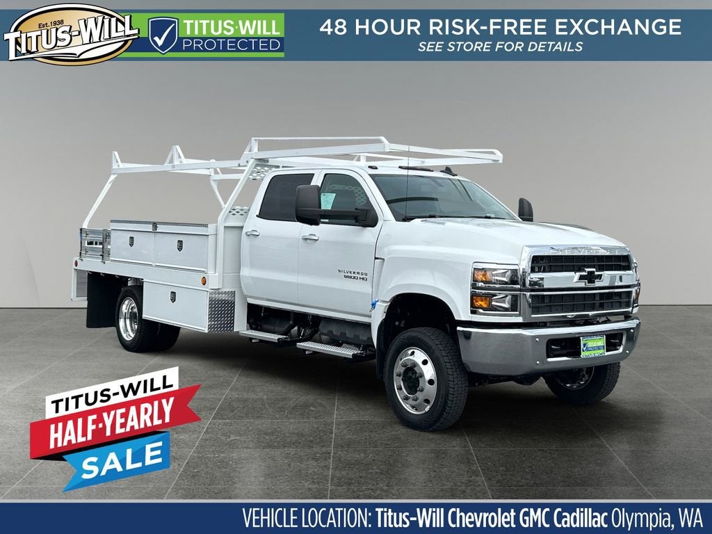 2025 Chevrolet Silverado 5500 HD LT