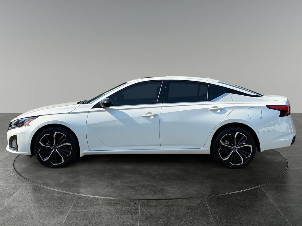 2025 Nissan Altima SR AWD