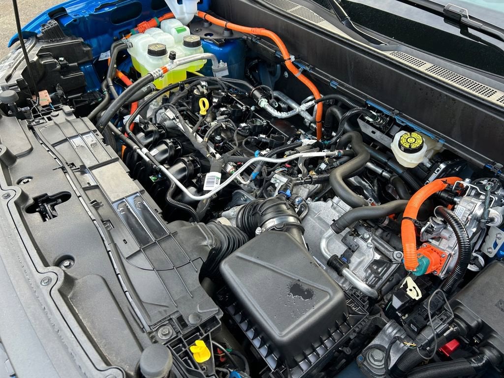 2025 Ford Maverick LARIAT