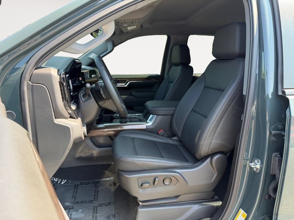 2025 Chevrolet Silverado 1500 LT Trail Boss