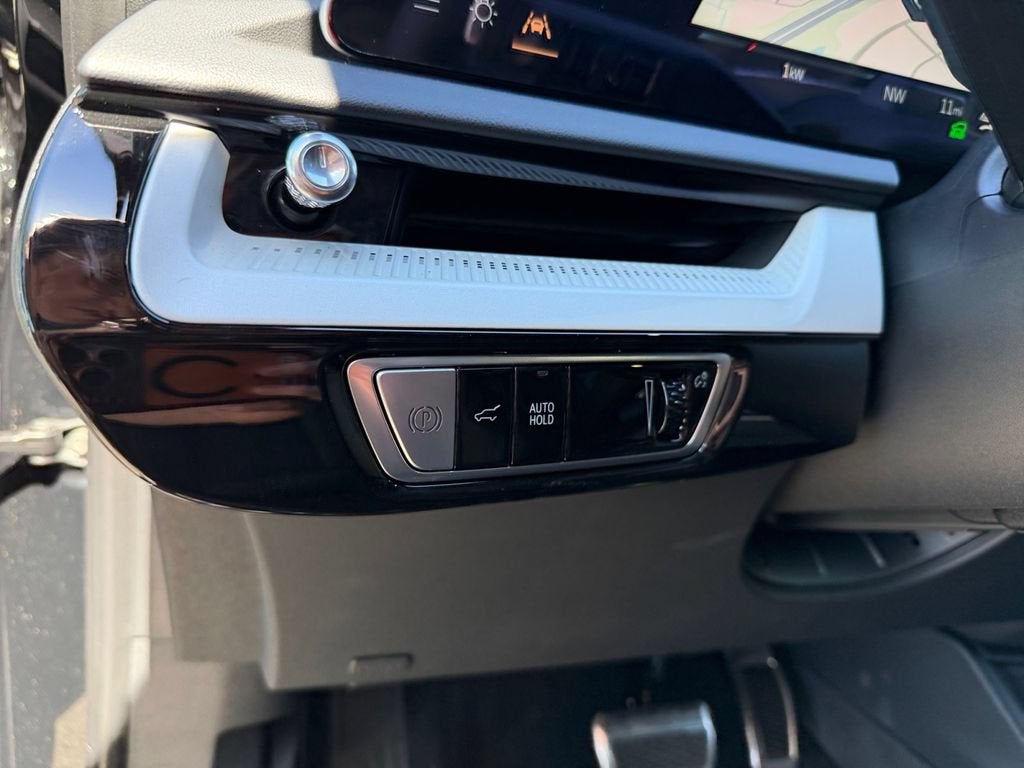 2027 Cadillac OPTIQ Luxury