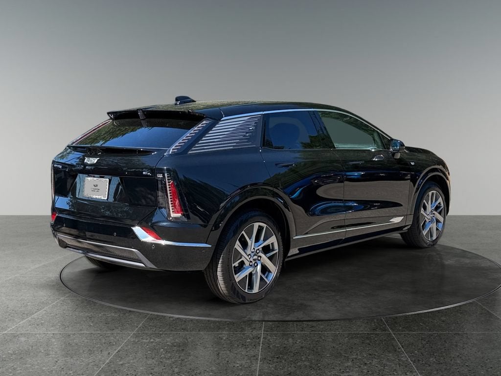 2027 Cadillac OPTIQ Luxury