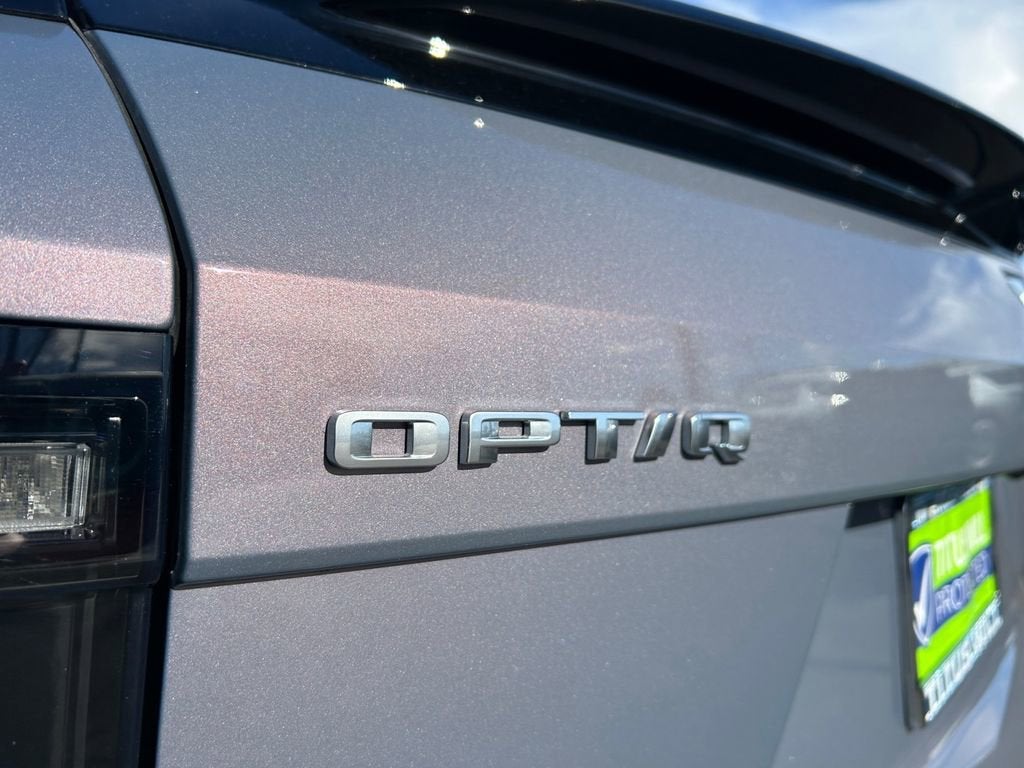 2025 Cadillac OPTIQ Luxury 1