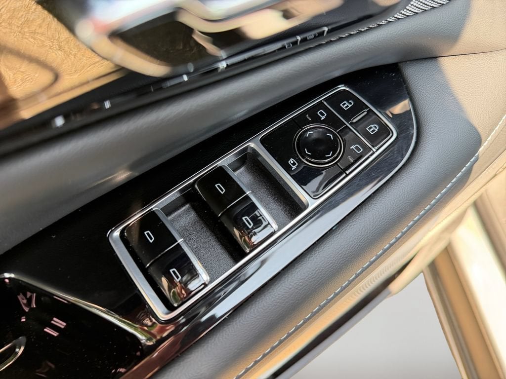 2027 Cadillac OPTIQ Premium Luxury