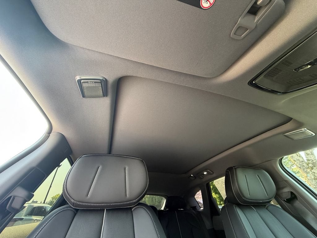 2027 Cadillac OPTIQ Premium Luxury