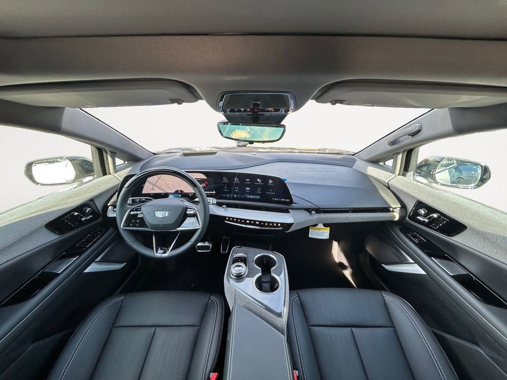 2025 Cadillac OPTIQ Sport 2