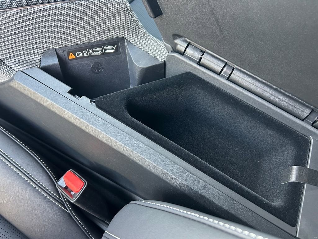 2025 Cadillac OPTIQ Sport 2