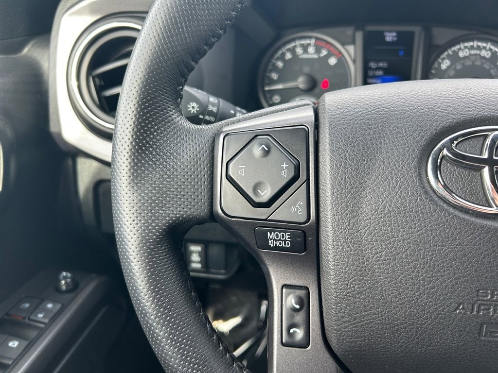 2022 Toyota Tacoma 4WD SR5