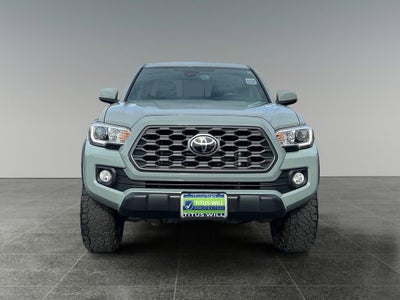 2022 Toyota Tacoma 4WD SR5