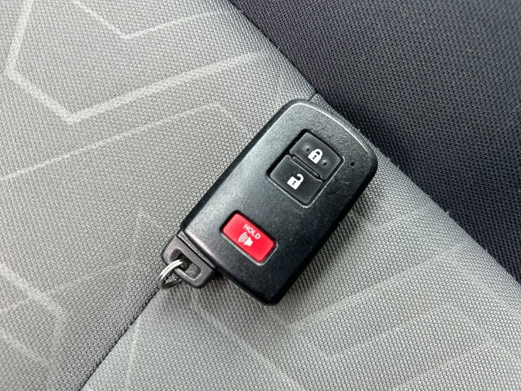 2022 Toyota Tacoma 4WD SR5