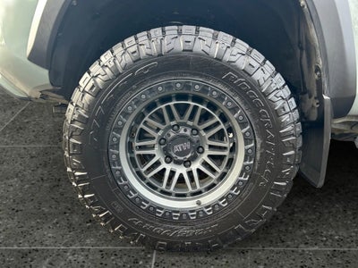 2022 Toyota Tacoma 4WD SR5