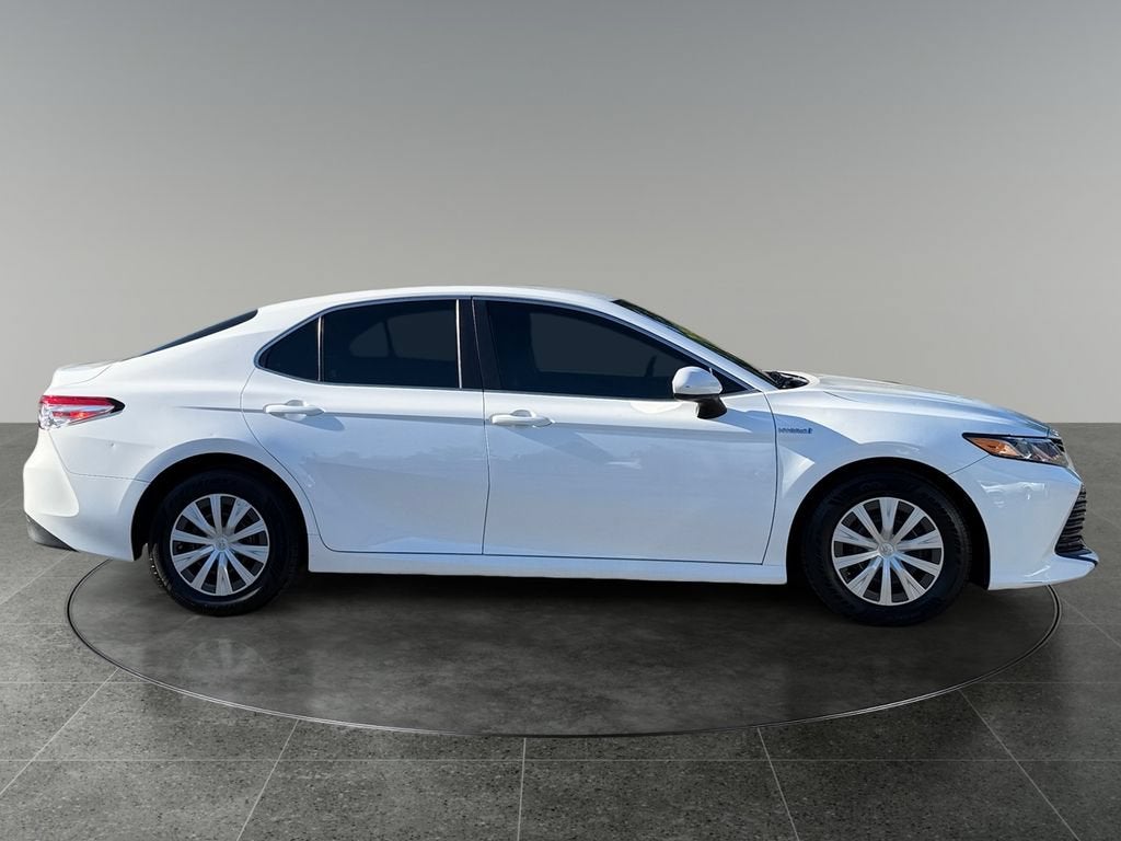 2018 Toyota Camry Hybrid LE