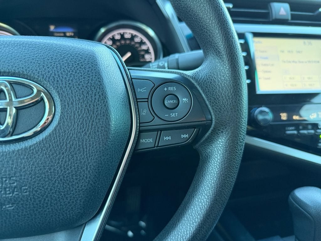 2018 Toyota Camry Hybrid LE