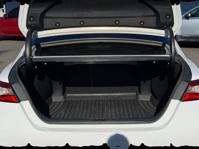 2018 Toyota Camry Hybrid LE