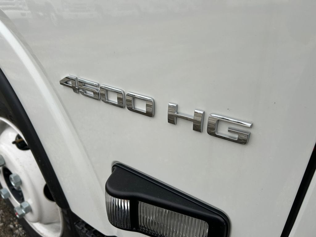 2025 Chevrolet Low Cab Forward 4500 MEDIUM ASH GRAY