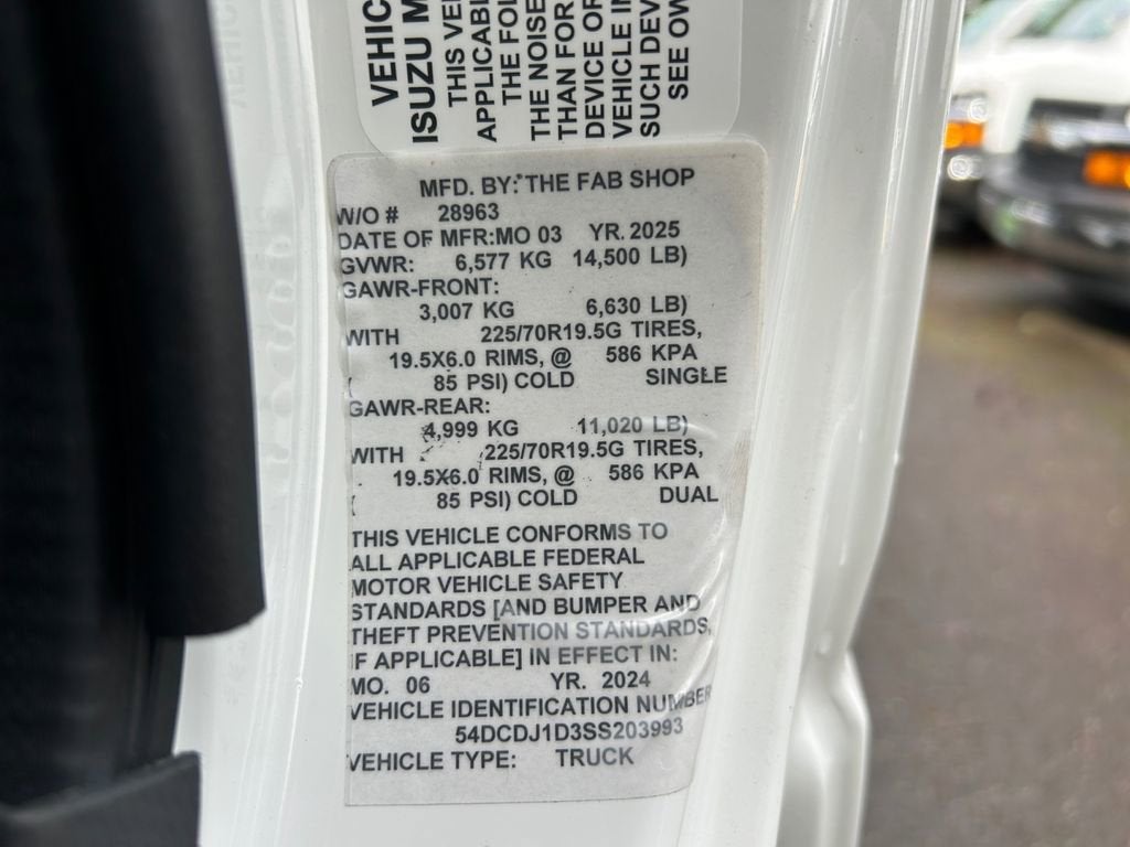 2025 Chevrolet Low Cab Forward 4500 MEDIUM ASH GRAY