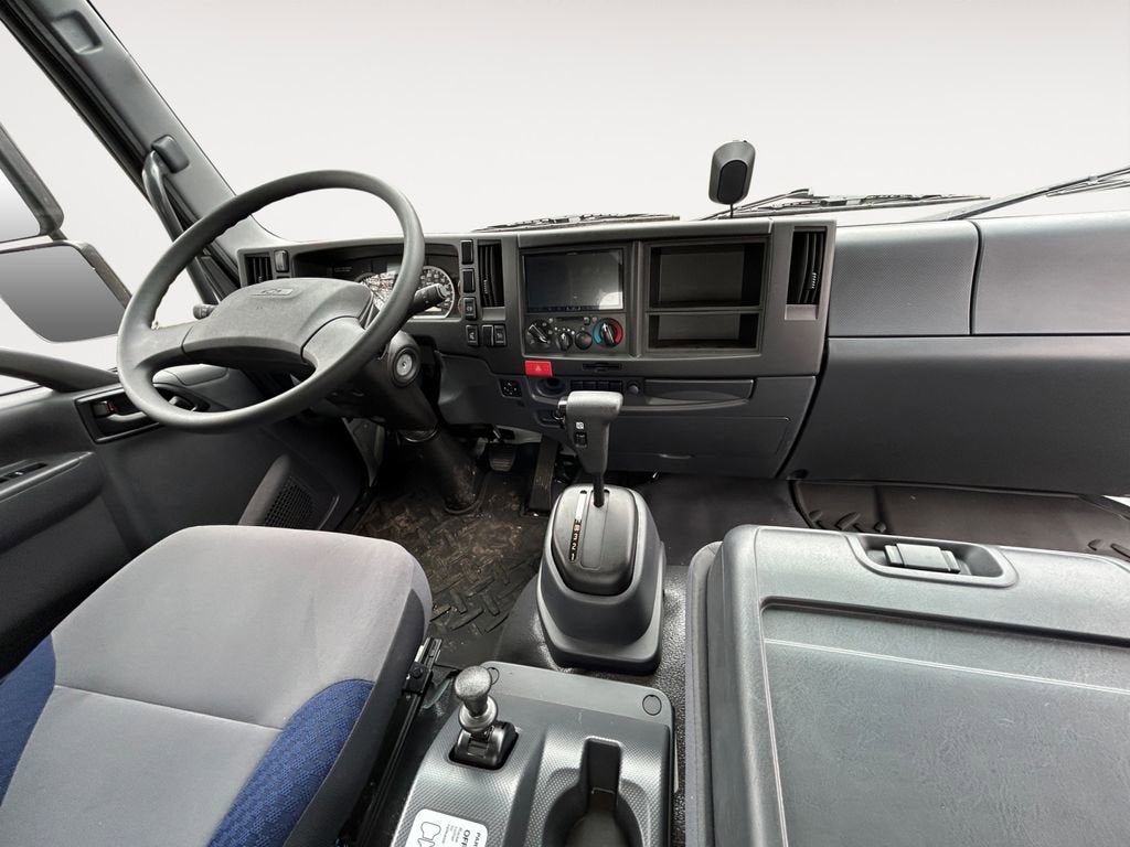 2024 Chevrolet Low Cab Forward 6500 XD MED ASH GRAY