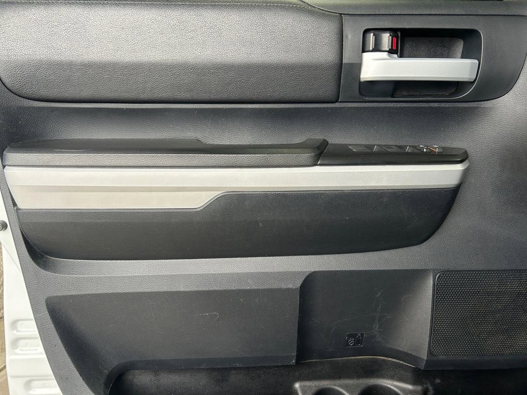 2018 Toyota Tundra 4WD SR5