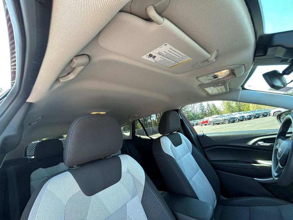 2025 Chevrolet Trax LS