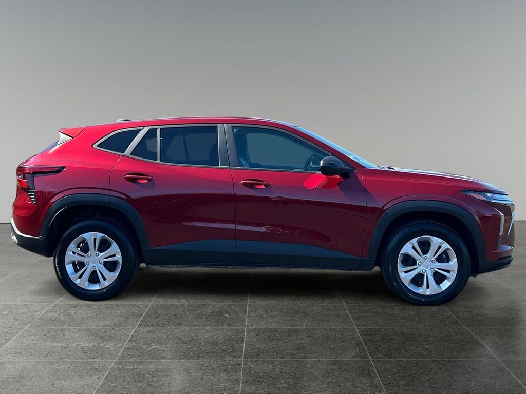 2025 Chevrolet Trax LS