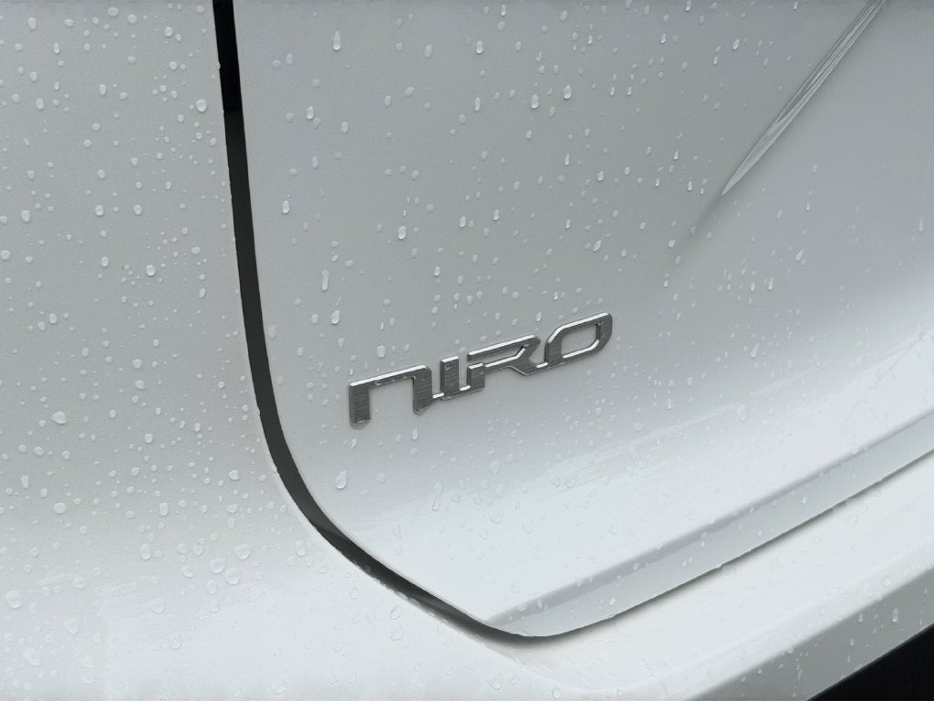 2025 Kia Niro LX