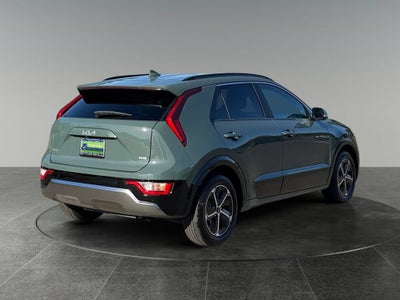 2025 Kia Niro SX