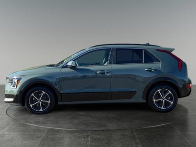 2025 Kia Niro SX