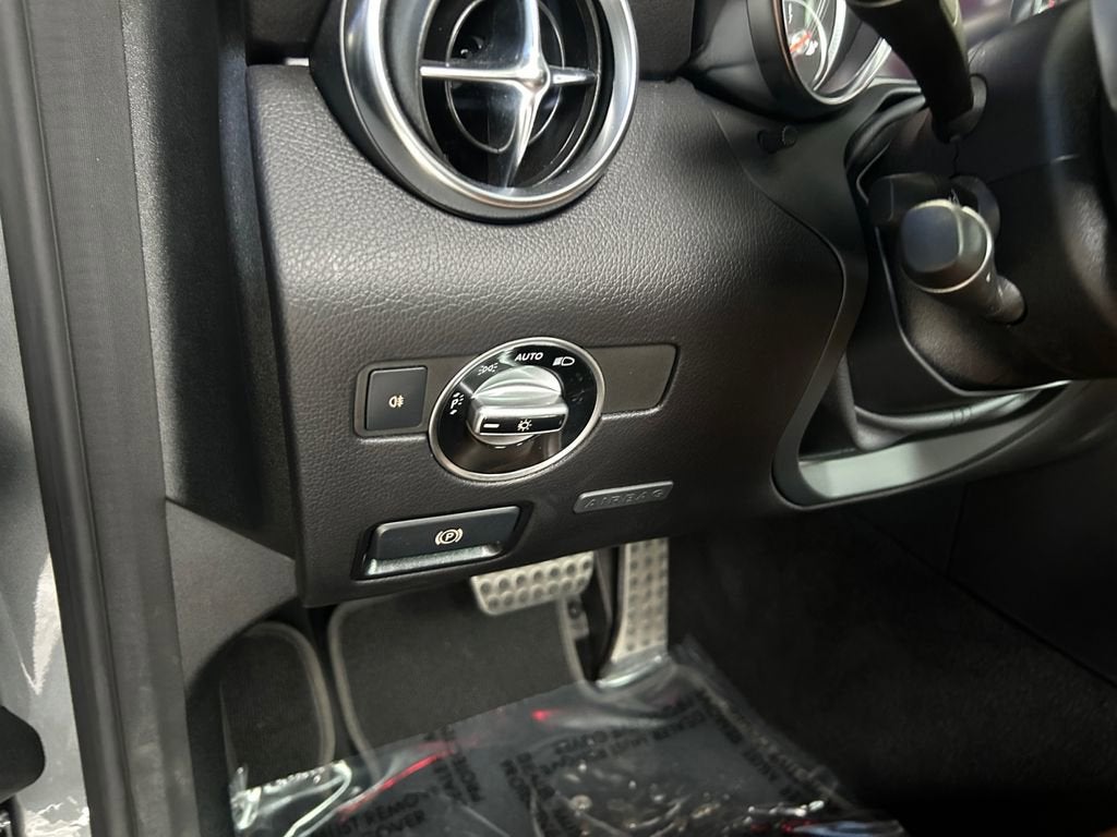 2019 Mercedes-Benz SLC SLC 300