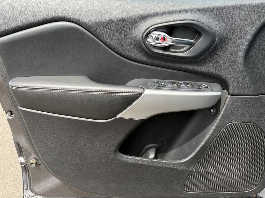 2018 Jeep Cherokee Latitude Plus
