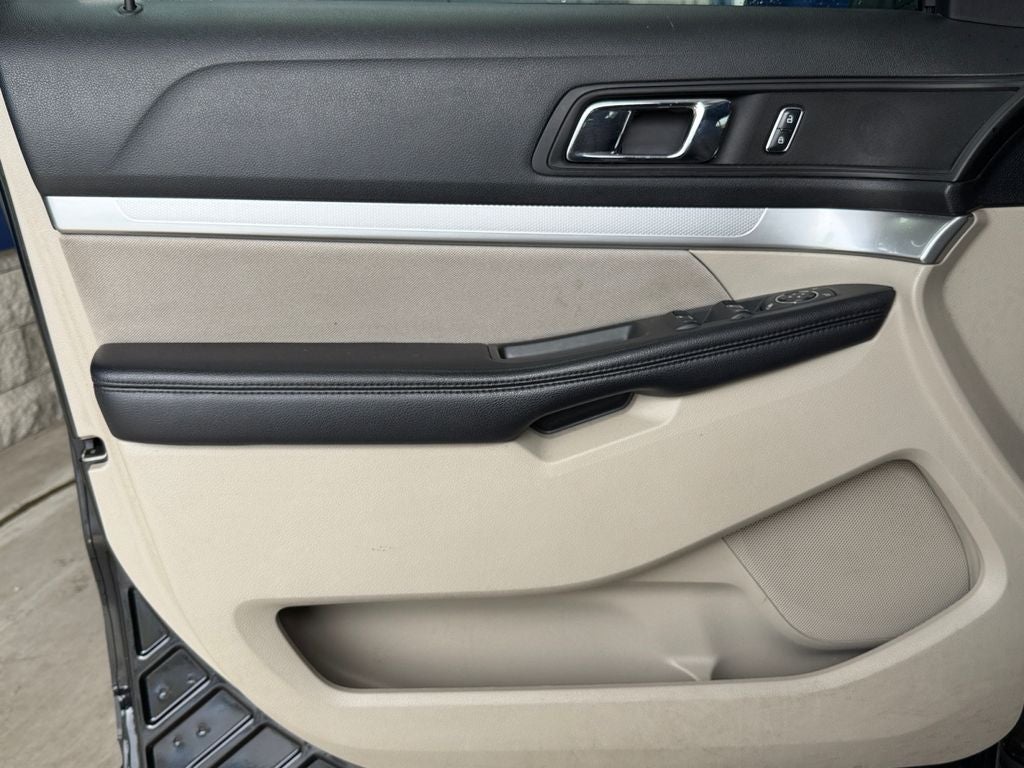 2018 Ford Explorer Base