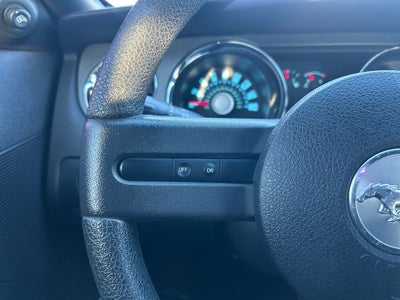 2011 Ford Mustang V6