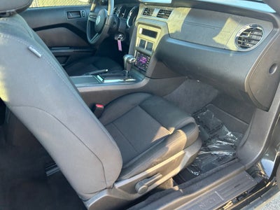 2011 Ford Mustang V6