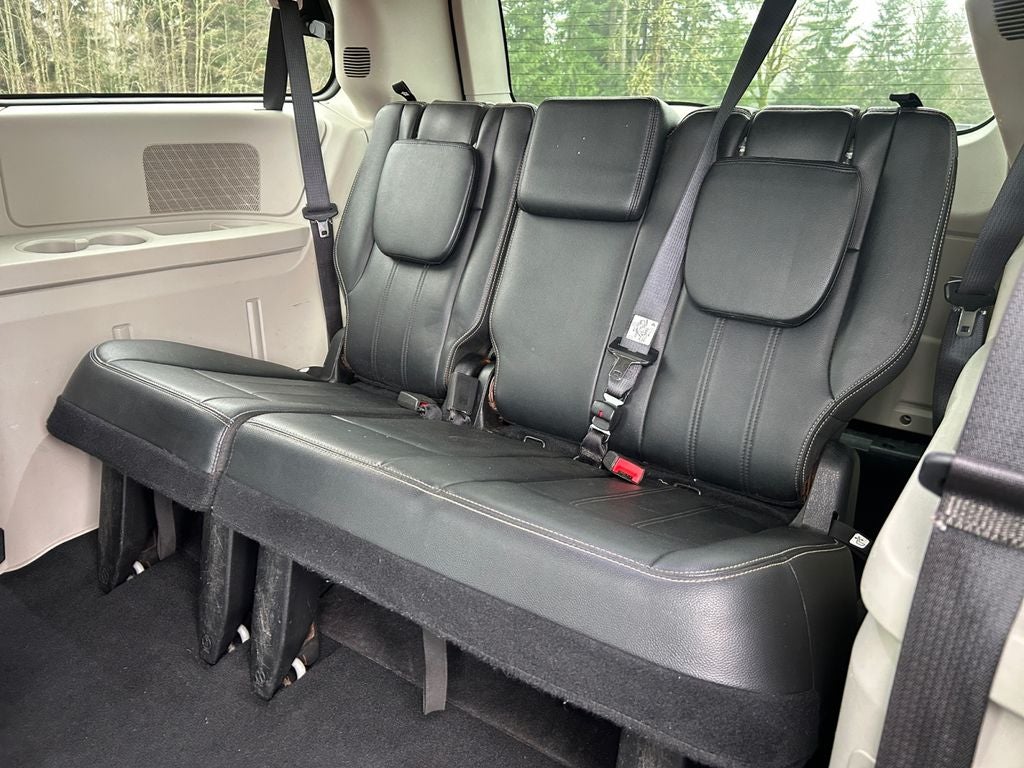 2015 Chrysler Town & Country Touring