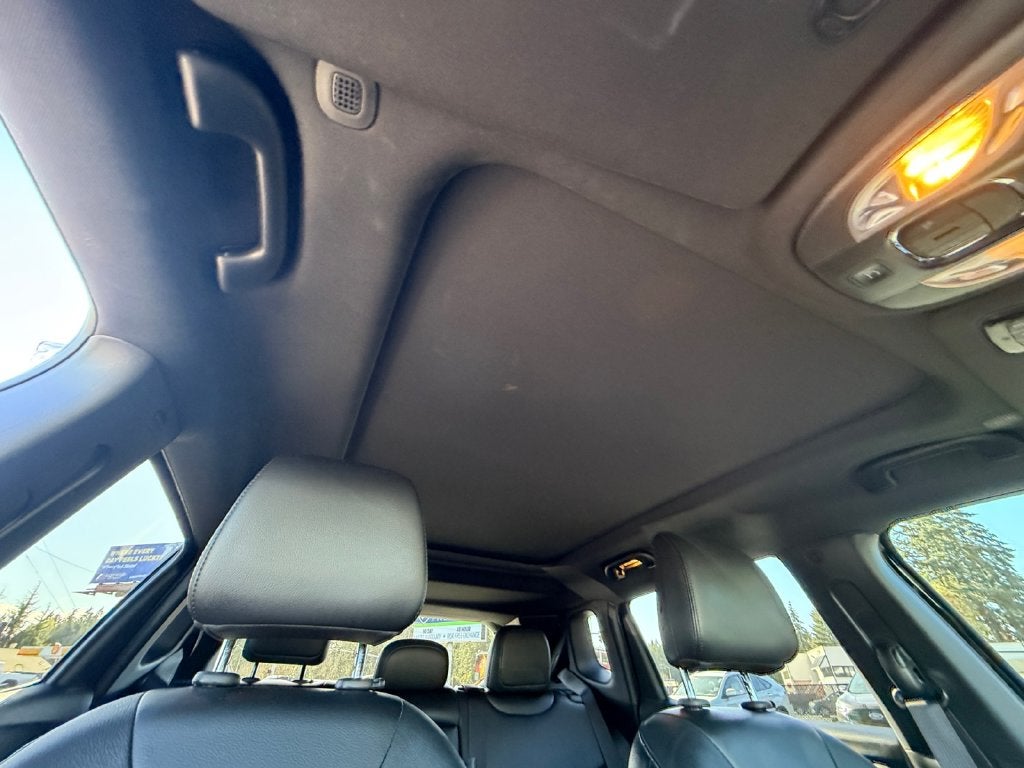 2023 Jeep Compass Limited RED PACKAGE