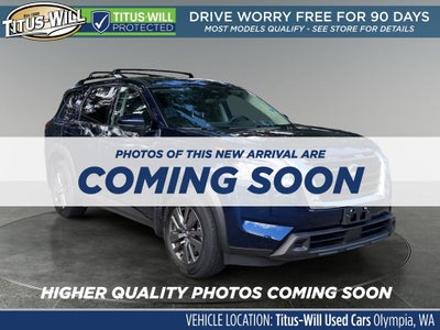 2024 Nissan Pathfinder SV
